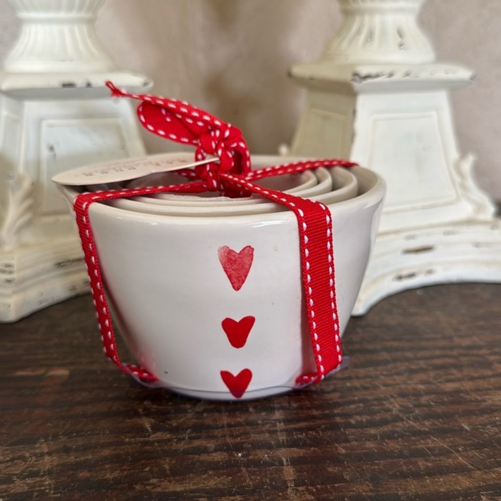 Rae Dunn Valentines Measuring Cups